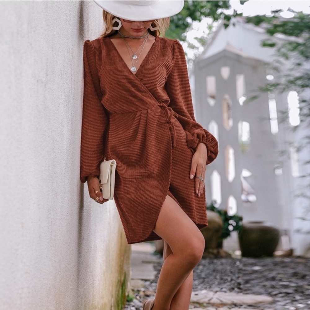 Simplee Womens Size M Rust Orange Corduroy Side Tie Faux Wrap Mini Dress Fall